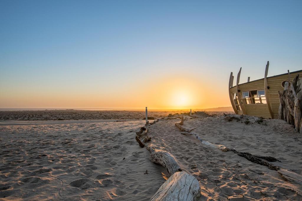 Shipwreck Lodge Mowebaai Exterior foto